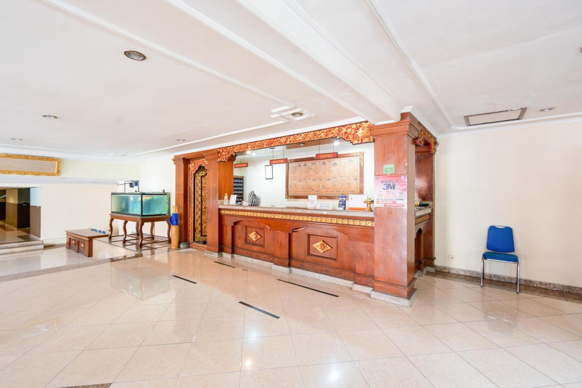 Reddoorz Plus At Mahajaya Hotel Denpasar Exteriér fotografie