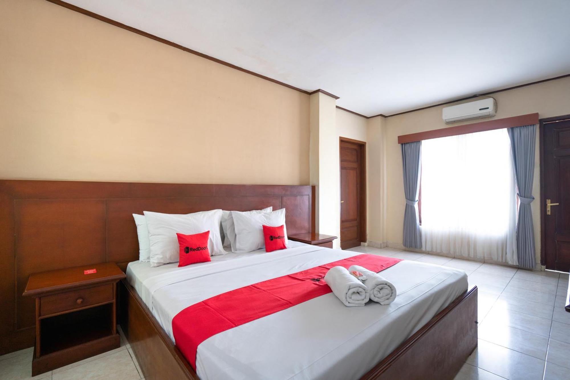 Reddoorz Plus At Mahajaya Hotel Denpasar Exteriér fotografie