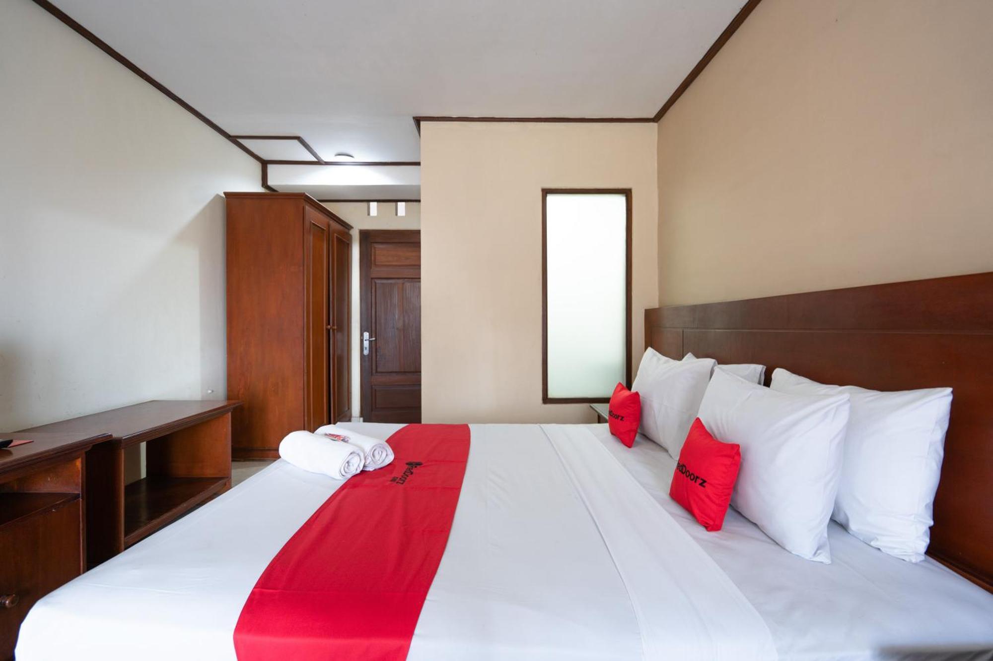 Reddoorz Plus At Mahajaya Hotel Denpasar Exteriér fotografie
